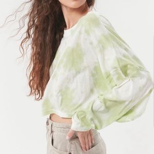 Urban Outfitters Ella Cropped Long Sleeve Tee